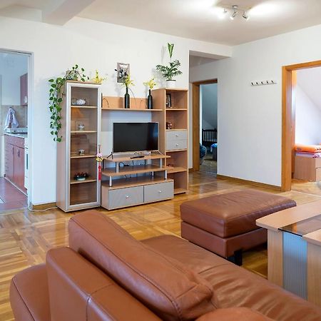 Penthouse In City Center 수보티차 외부 사진