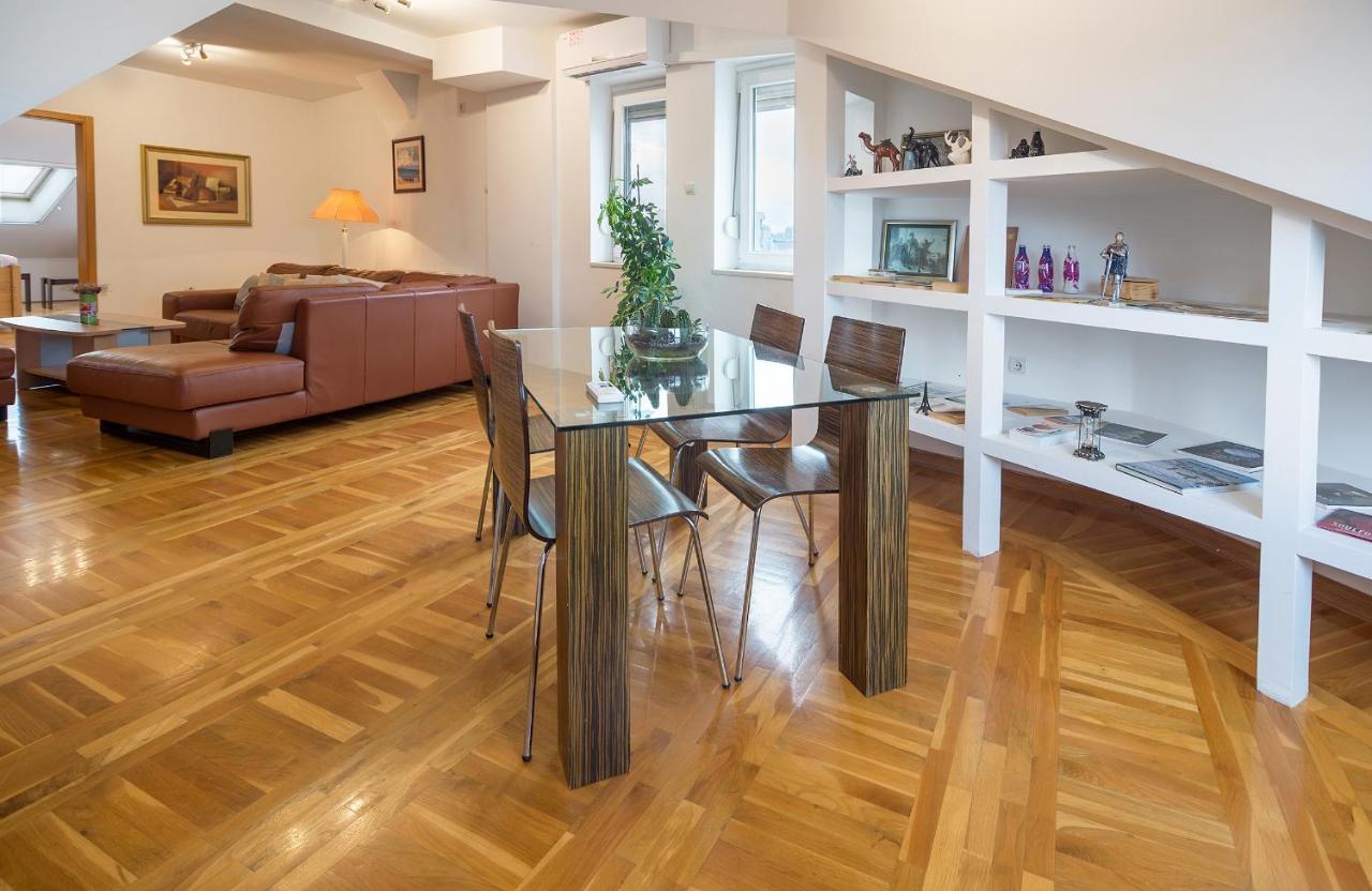 Penthouse In City Center 수보티차 외부 사진